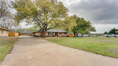 1412 Country Club Rd, Ennis, TX 75119 - photo 6