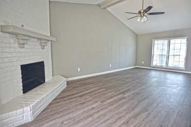 403 Gleneagles Dr, Friendswood, TX 77546 - photo 4