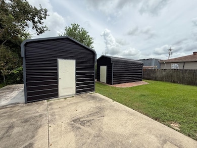 415 Marmande St, Houma, LA 70363 - photo 4