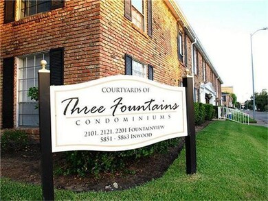 Courtyards of Three Fountains