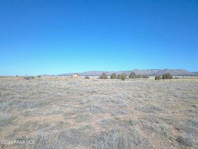 085C W Malapai Rd, Paulden, AZ 86334 - photo 6