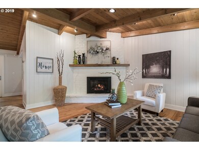 1023 Lund St, Lake Oswego, OR 97034 - photo 3