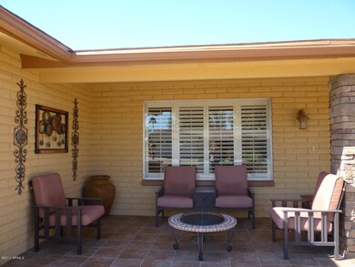Front Patio 904