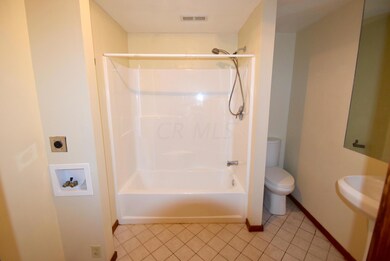 384 Adena Brook Ln, Columbus, OH 43214 - photo 6