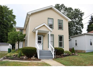 159 Vine St, Geneva, OH 44041 - photo 2