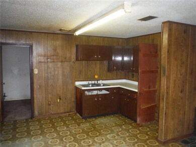 2700 Russell Dr, Marrero, LA 70072 - photo 2