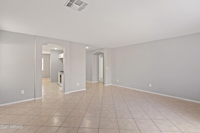 12610 W Myer Ln-7