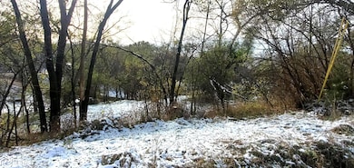 3011 14th St, Sioux City, IA 51105 - photo 2