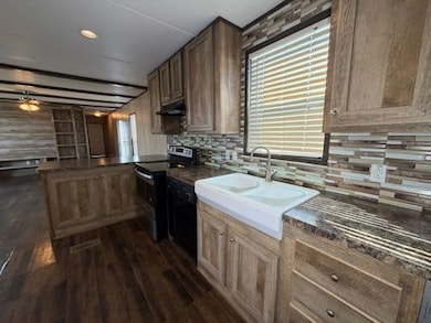 299 Oak Pond Dr, Manvel, TX 77578 - photo 3