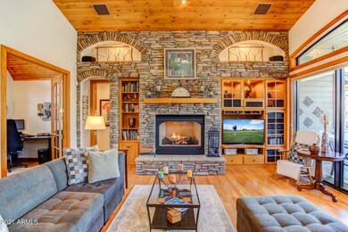 Living Room (2)