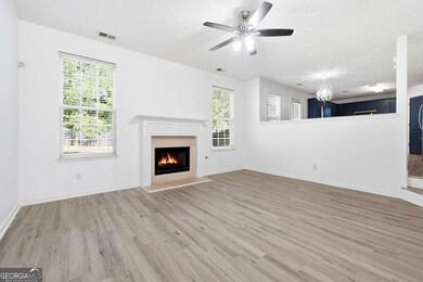 640 Howell Dr, Locust Grove, GA 30248 - photo 2