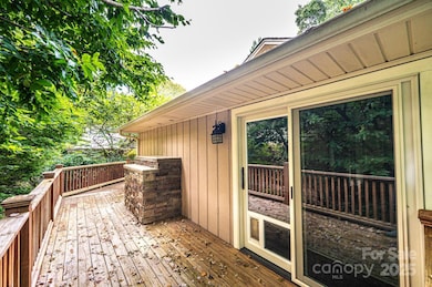 6164 N Knoll Place unit 8, Hickory, NC 28601 - photo 4