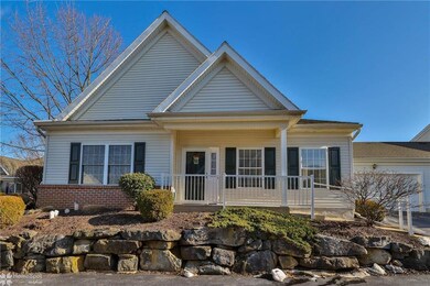 4872 Derby Ln, Macungie, PA 18062 - photo 3