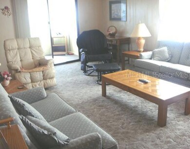 35929 Verano Ln, Zephyrhills, FL 33541 - photo 2