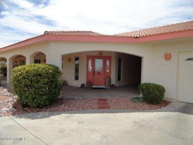 75 E Amaranth E front door