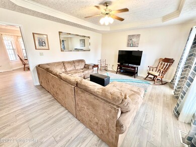 340 Jasper Ln, Mount Washington, KY 40047 - photo 7