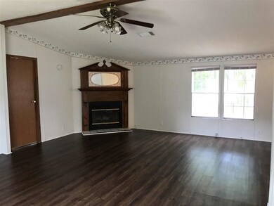 162 Bay Pine Dr, Crawfordville, FL 32327 - photo 3