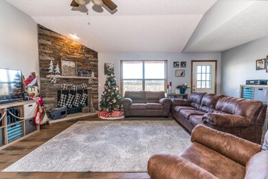 507 W Chestnut Rd, Nixa, MO 65714 - photo 4