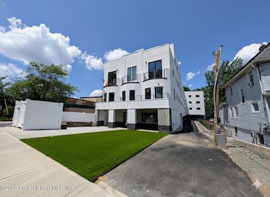 3865 Amboy Rd unit 3f, Staten Island, NY 10308 - photo 2