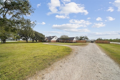 4410 County Road 63, Rosharon, TX 77583 - photo 2