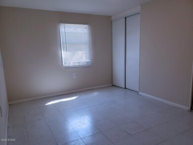 520 E Mohave Rd unit 12, Tucson, AZ 85705 - photo 6