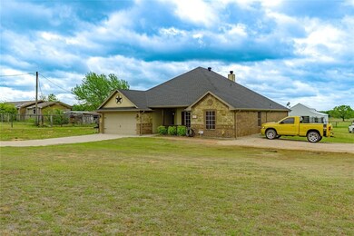 350 Thomas Rd, Springtown, TX 76082 - photo 4