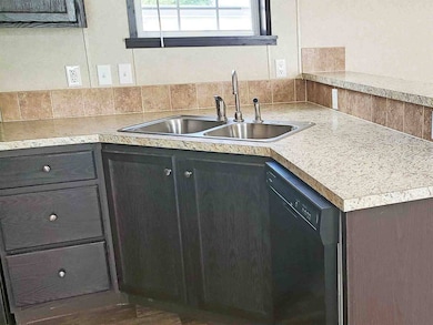 12860 Mayfield Rd unit 63, Chardon, OH 44024 - photo 4