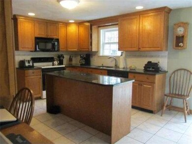 63 Hidden Rd, Methuen, MA 01844 - photo 3