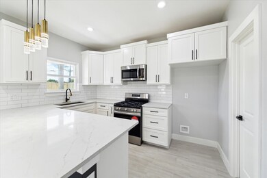 8602 Viera Ln, Houston, TX 77075 - photo 7