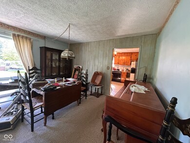 8700 W White Oak Ln, Columbus, IN 47201 - photo 5