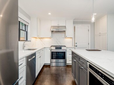 31 Heath St unit 1, Brookline, MA 02445 - photo 6