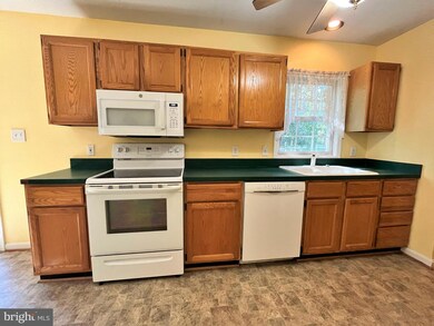 157 Cove Point Rd, Lusby, MD 20657 - photo 4