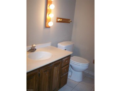MASTER BEDROOM SHOWER BATH