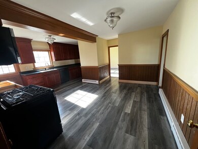 28 Glen St unit 1, Whitman, MA 02382 - photo 3