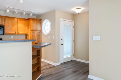 6501 Brook Bend Way-12