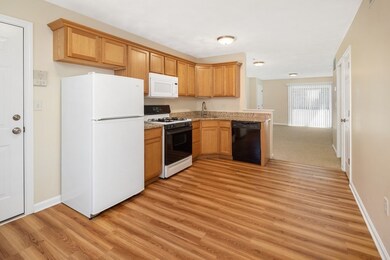 28 Oval Rd unit 1, Quincy, MA 02170 - photo 2
