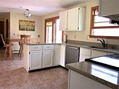 4 Pheasant Hill, Bellingham, MA 02019 - photo 6