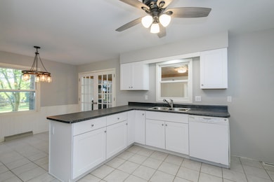 N79W33915 Petersen Rd, Oconomowoc, WI 53066 - photo 5