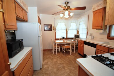 2117 Portsmouth Ave, Westchester, IL 60154 - photo 7