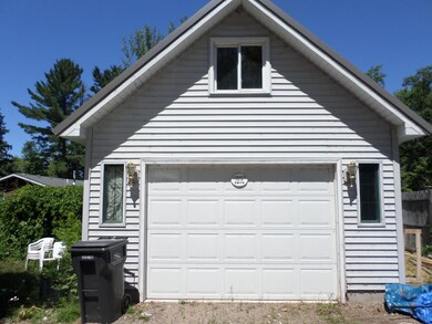 Detached Garage