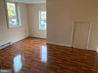 26 S 11th St unit 2, Reading, PA 19602 - photo 2