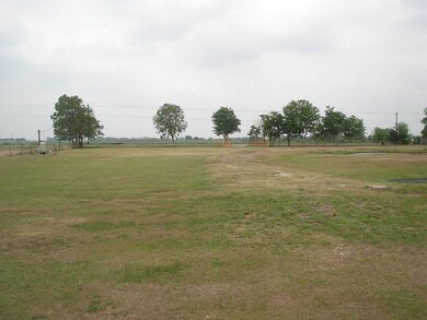 1215 Daily Rd, Rosenberg, TX 77471 - photo 5