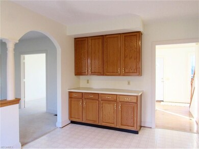 The kitchen also has a butler pantry - great for e