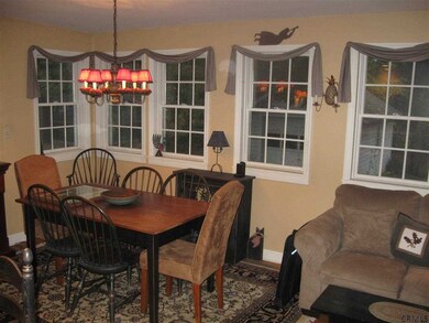 11 Knickerbocker Rd, Schenectady, NY 12302 - photo 2