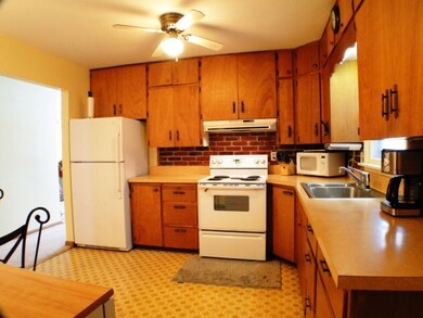 4-Kitchen3