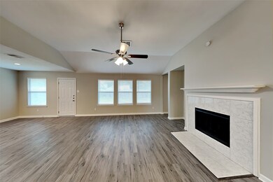 8831 Aberdeen Oaks Dr, Houston, TX 77095 - photo 4