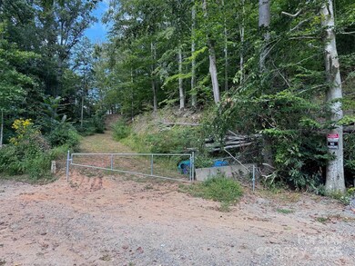 508 Old Bee Tree Rd, Swannanoa, NC 28778 - photo 2