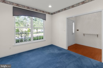 964 Daylily Dr unit V154, Langhorne, PA 19047 - photo 5