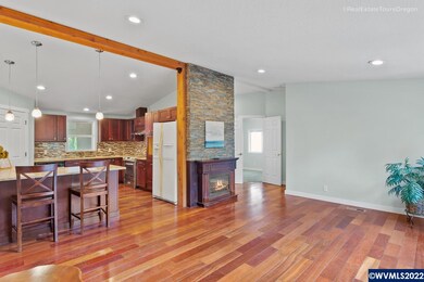 300 S Everest St unit 31, Newberg, OR 97132 - photo 5