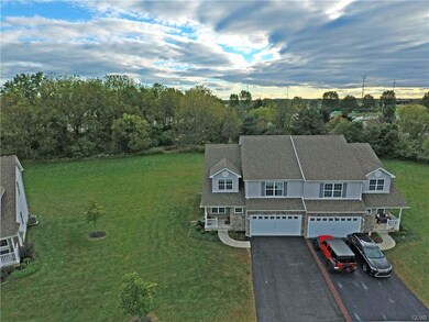 882 S Fork Dr, Easton, PA 18040 - photo 4